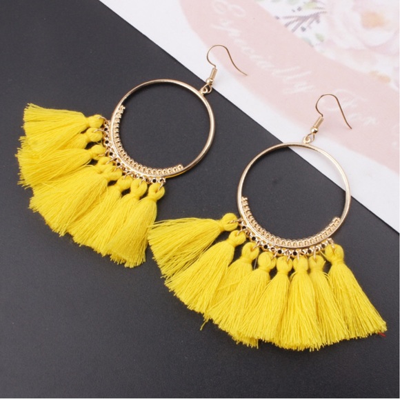 Yellow hoop tassel earrings - Picture 2 of 6
